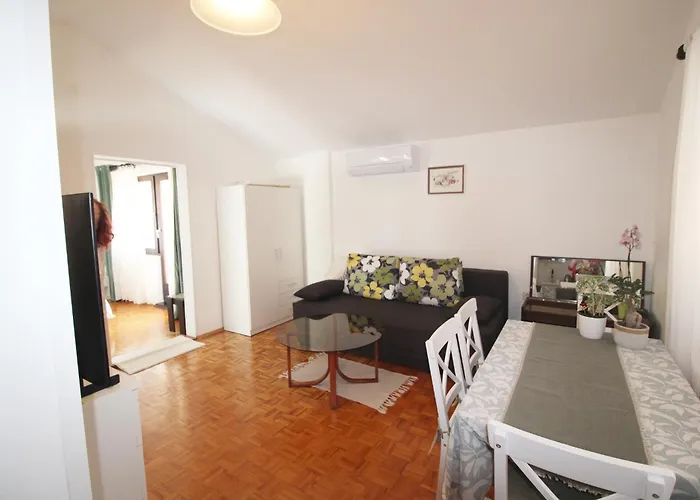 Apartment Marea Pula